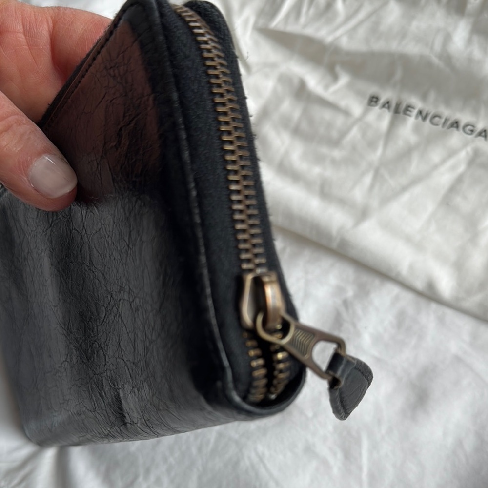Balenciaga Black Textured Wallet - Picture 3 of 9